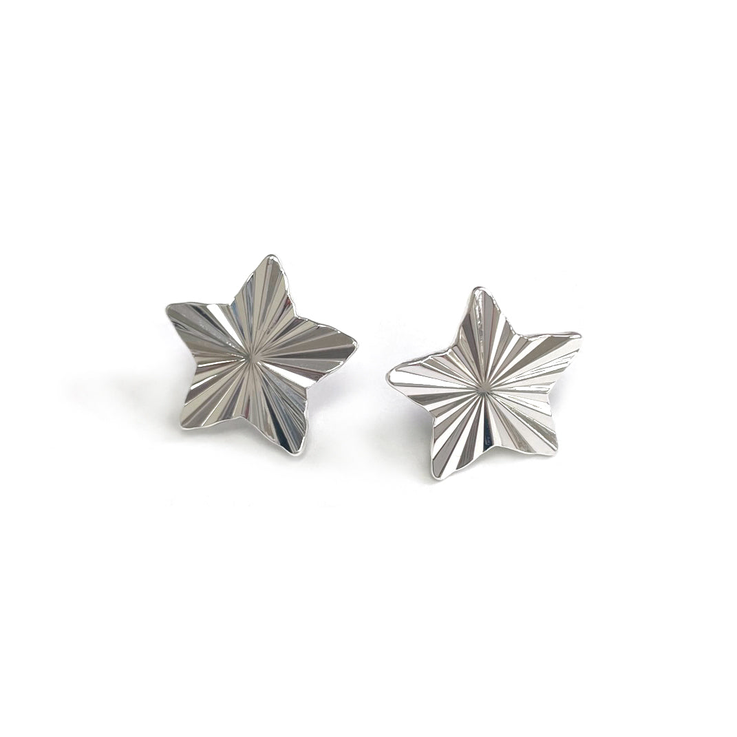 CE-4182 Dia-Cut Star Stud Earrings