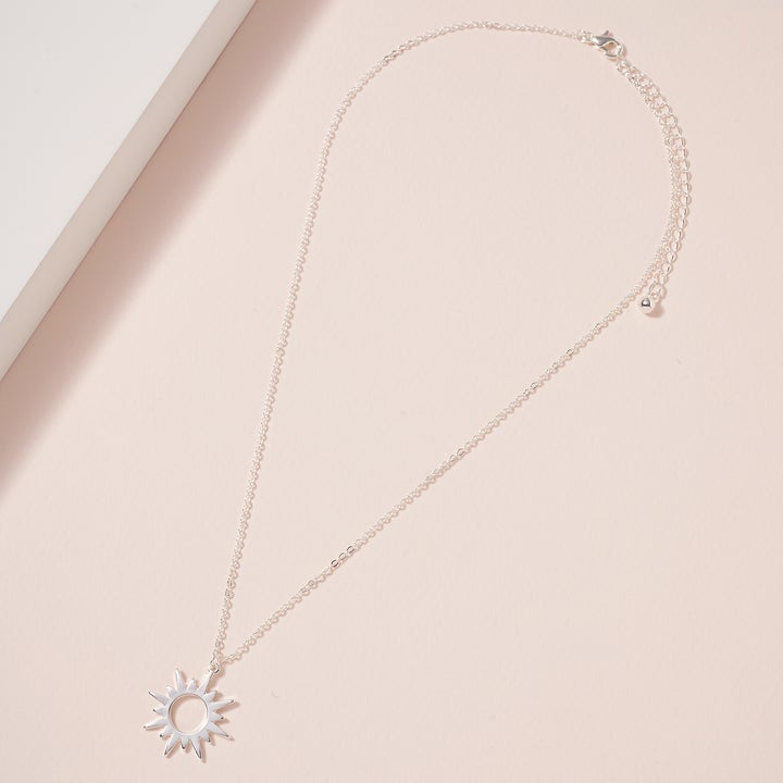 CN-2316 Sun Pendant Short Necklace