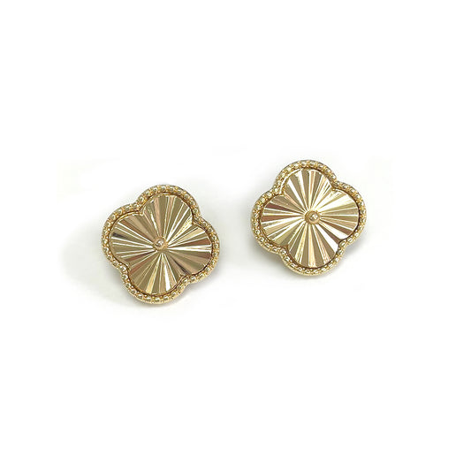 CE-4176 Dia-Cut Clover Stud Earrings