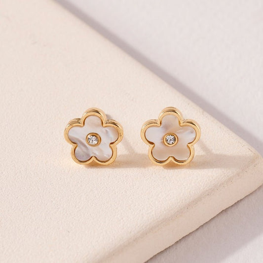 CE-1551 Flower Shell and Rhinestone Stud Earrings