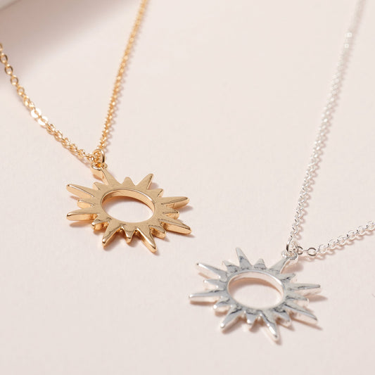 CN-2316 Sun Pendant Short Necklace